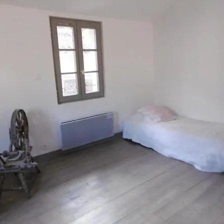 House Le Clos De Sarrali בית נופש Sarrant