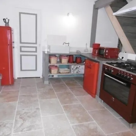 House Le Clos De Sarrali *